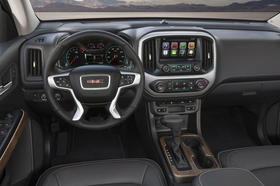 Торпедо GMC Canyon Denali Crew Cab 2016 года  (фото 6 из 6)